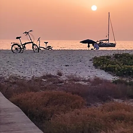 Bed & Breakfast & Relax Eleinad 4*