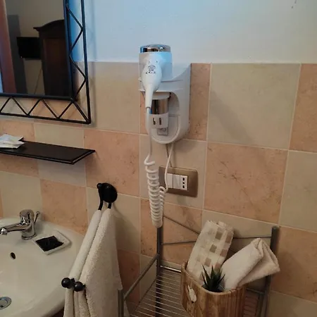& Relax Eleinad Bed & Breakfast *