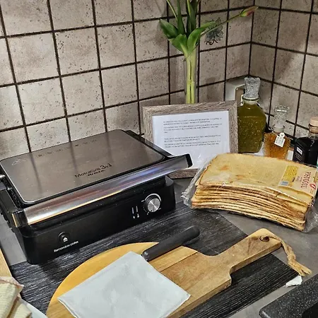 Alojamento de Acomodação e Pequeno-almoço & Relax Eleinad 4*