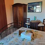 Couette-café & Relax Eleinad 4*